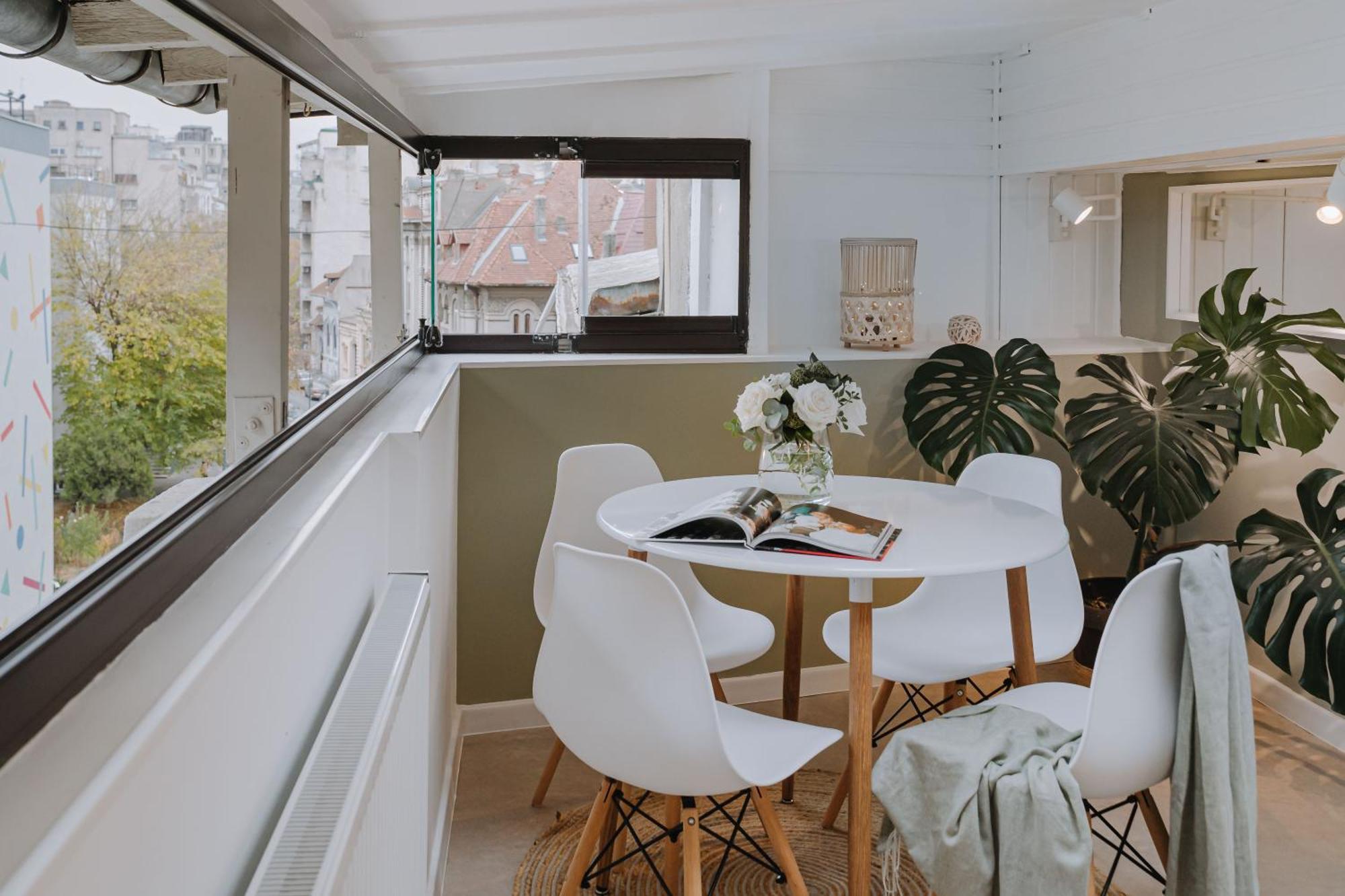 Downtown Home With Terrace By Urbanesq ブカレスト エクステリア 写真